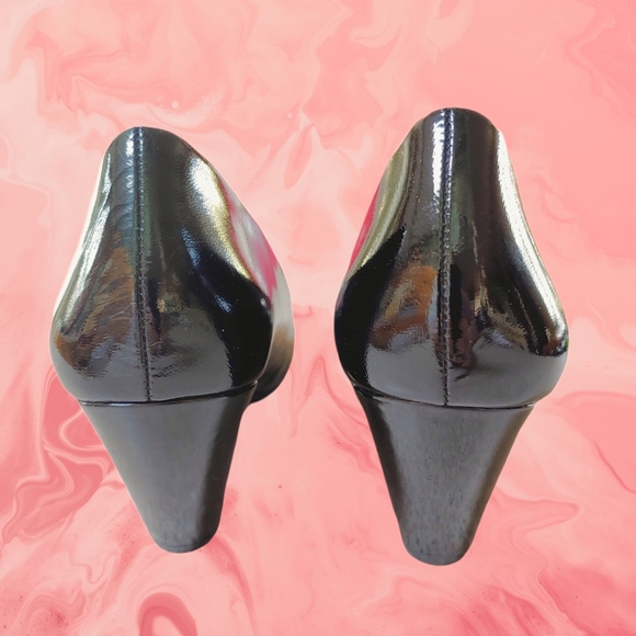 Heels Patent Leather Excellent Condition - Picture 7 of 11